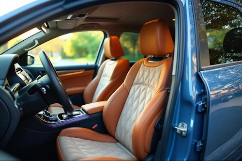 alcantara leder edles mikrofaser material premium interieur pflegehinweise kingkong werbefabrik KINGKONG werbefabrik